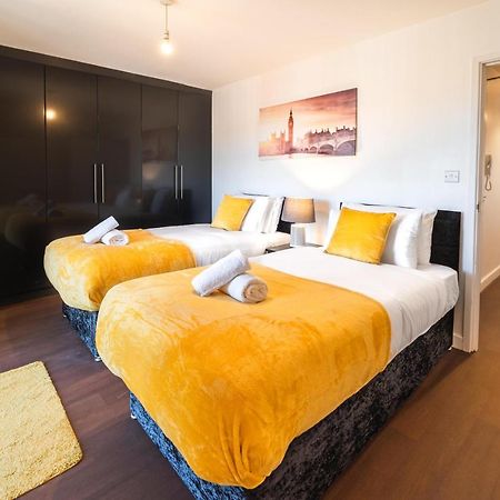 Appartamento Perfect For Business And Leisure- Free Parking Southampton Esterno foto