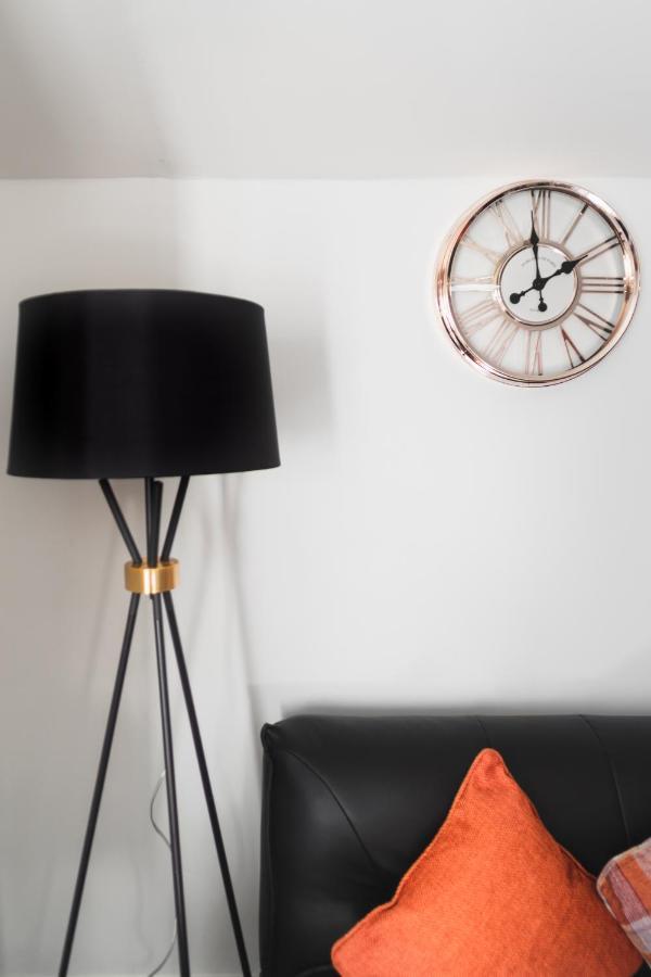 Appartamento Perfect For Business And Leisure- Free Parking Southampton Esterno foto
